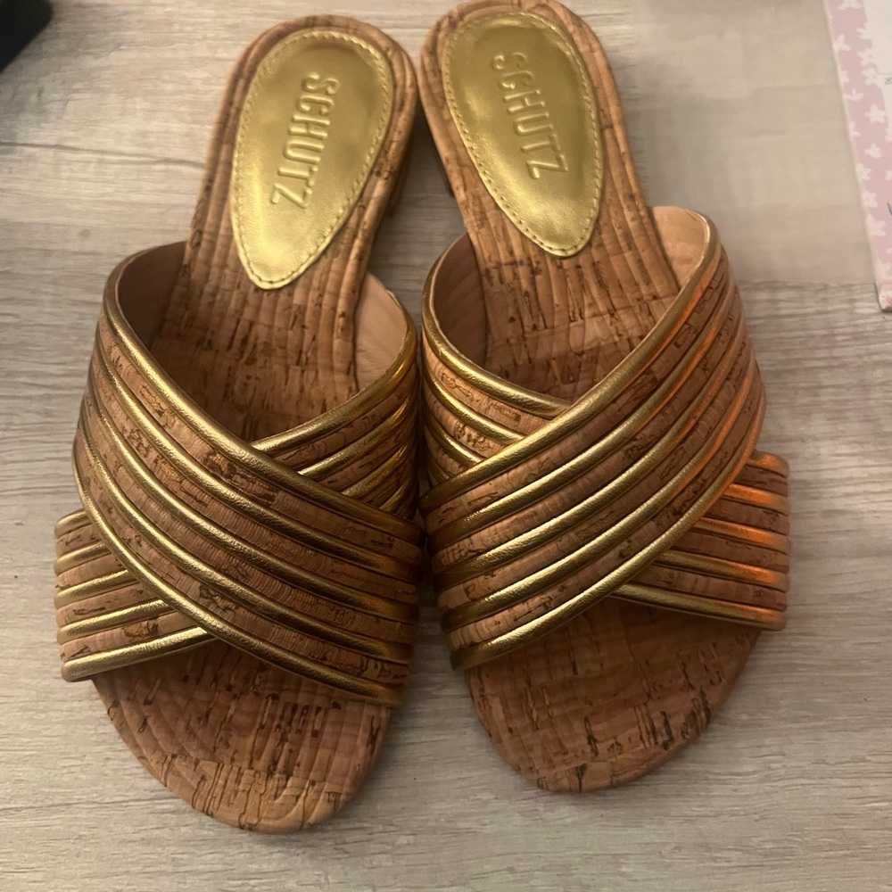 Schutz Gold Metallic Sandals Elegant Design